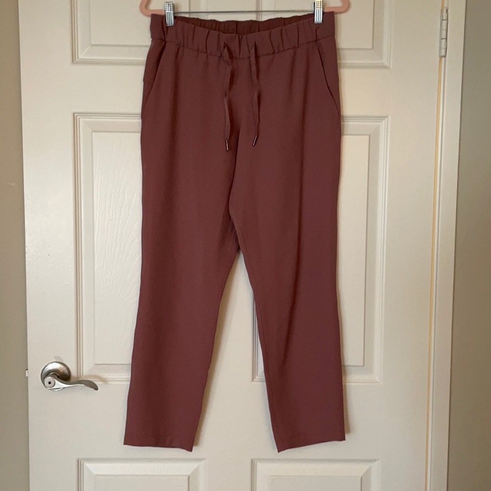 Lululemon keep moving 7/8 high rise pants